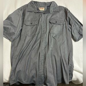 Men's wrangler button shirt